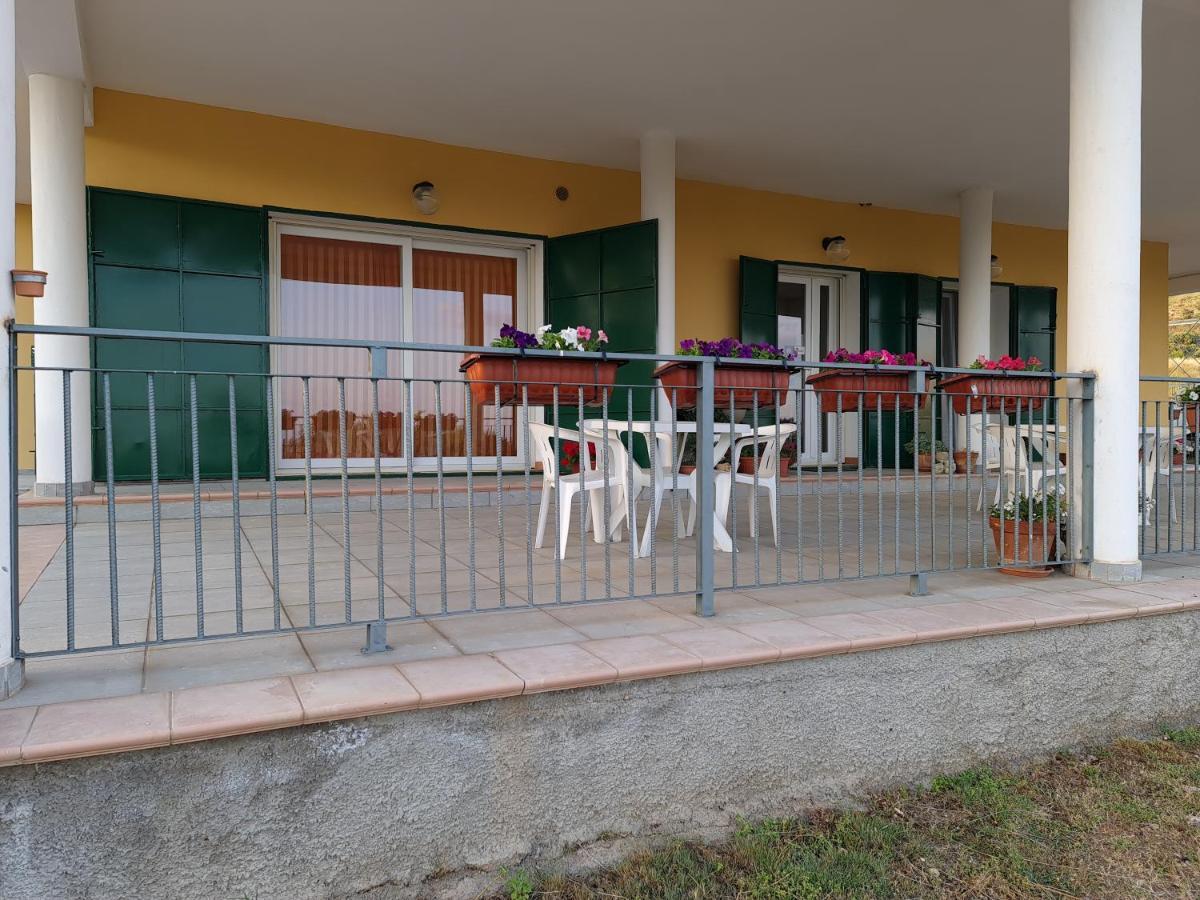B&B La Petrosa Frascineto ภายนอก รูปภาพ
